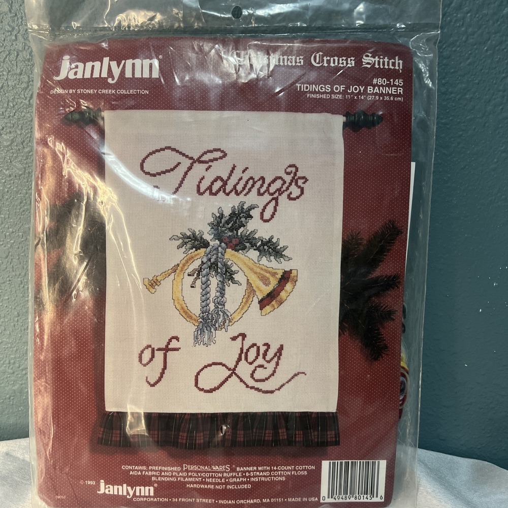 *NEW 11" x 14" Christmas Cross Stitch Kit Tidings of Joy Banner Janlynn 80-145